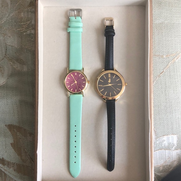 Jewelry - Fashion watches